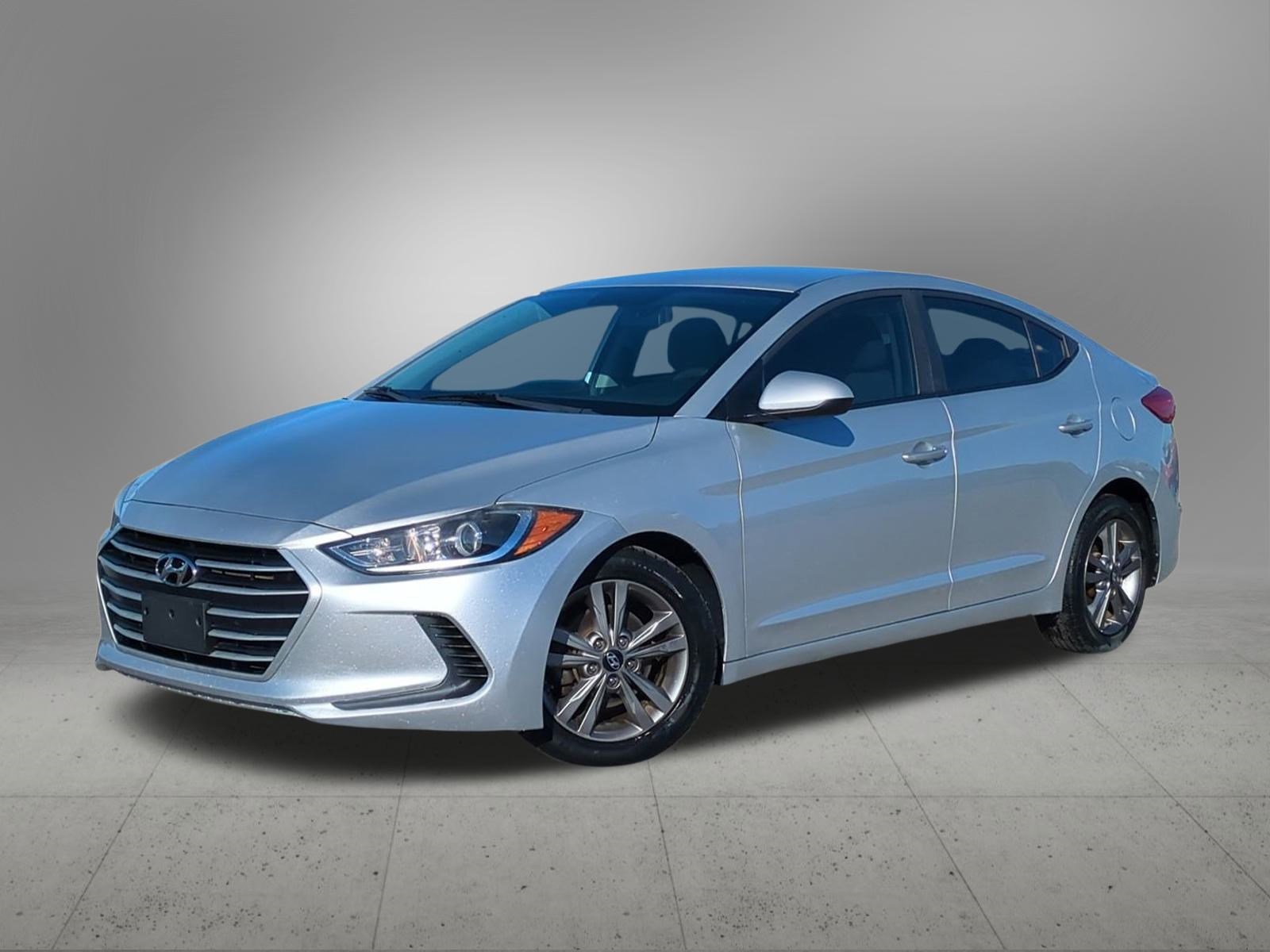 2018 Hyundai Elantra SEL's photo