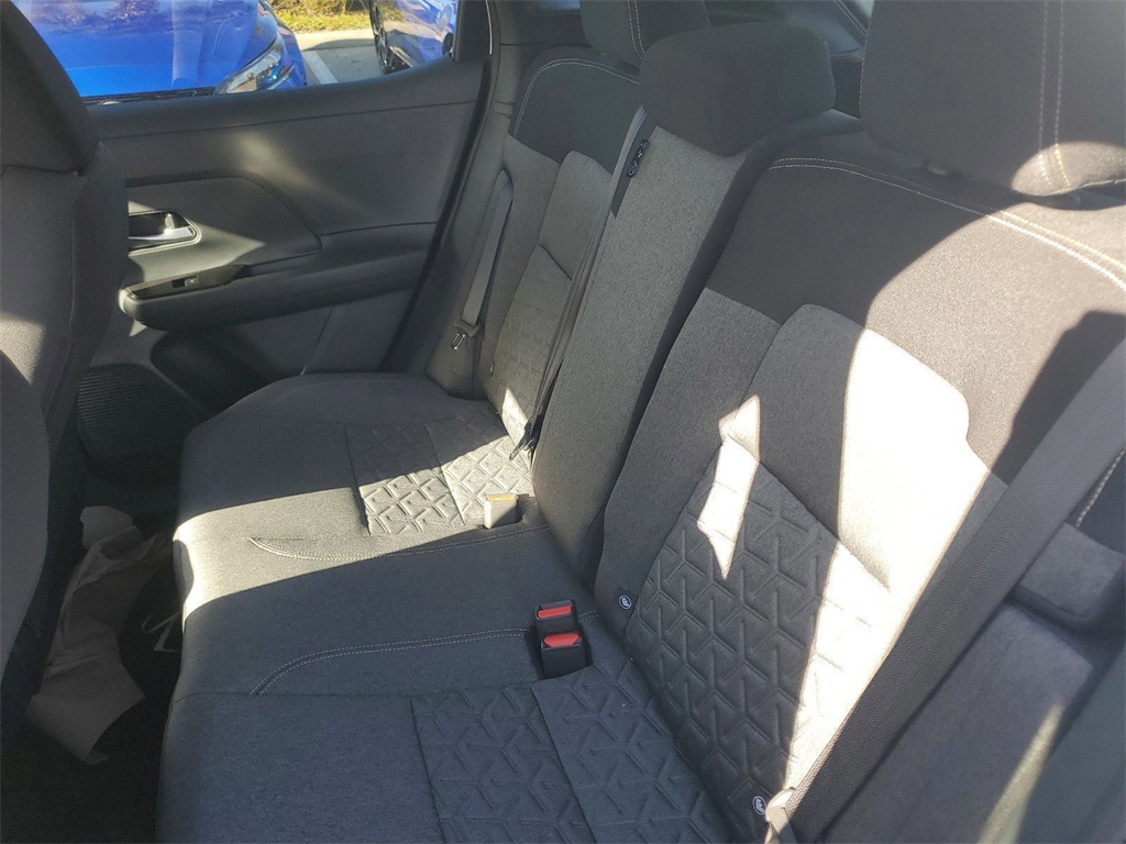 2025 Aspen White Nissan Kicks SV FWD SUV
