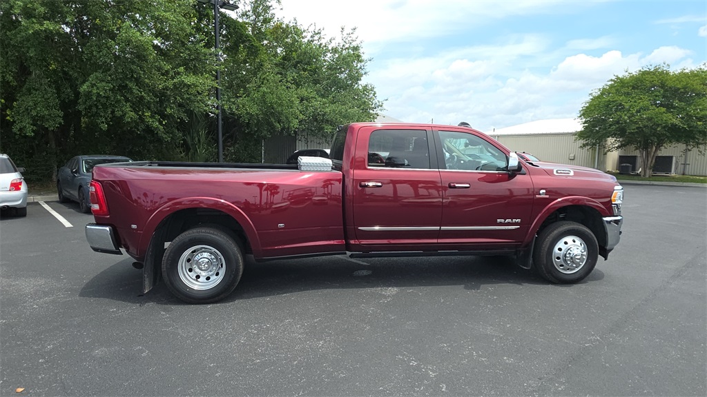 2022 Delmonico Red Pearlcoat Ram 3500 Limited 4X4 Truck