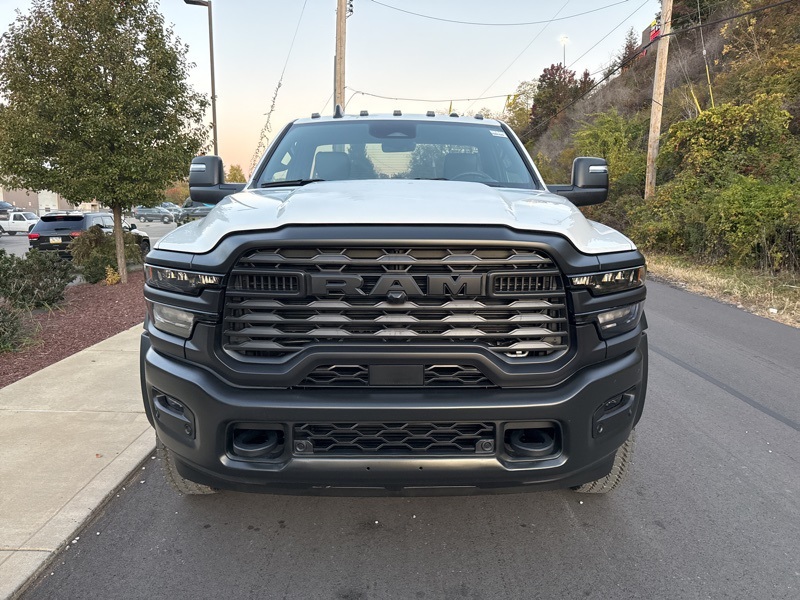 2026 Ram 5500 Tradesman photo 2