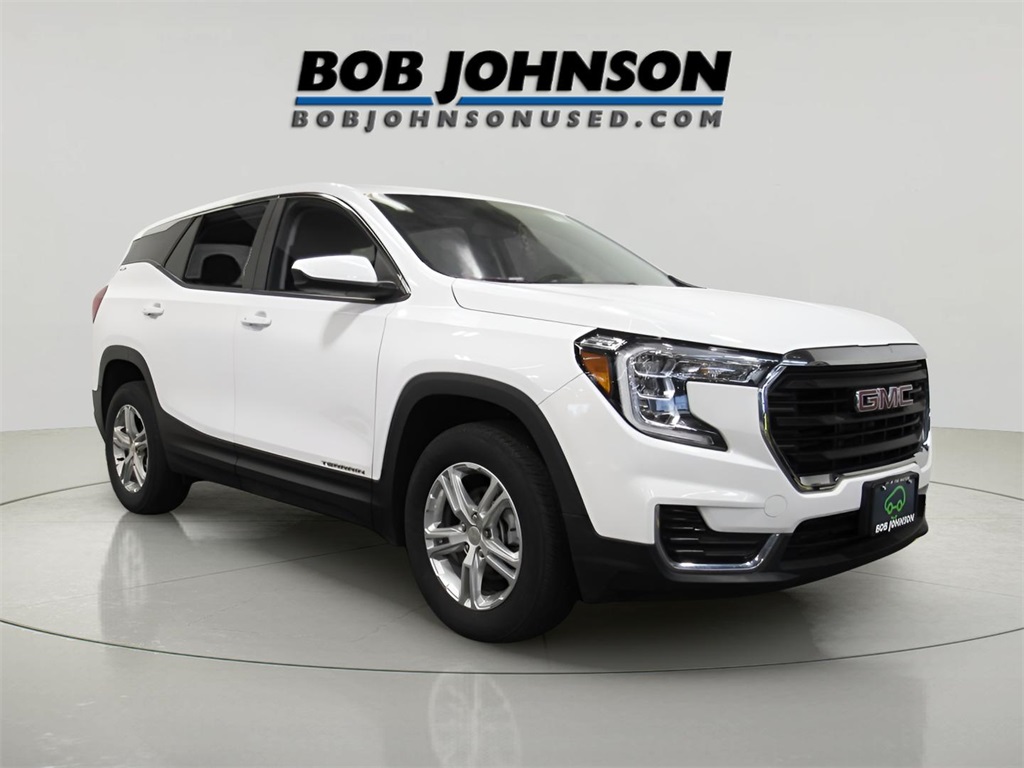 2023 GMC Terrain SLE's photo