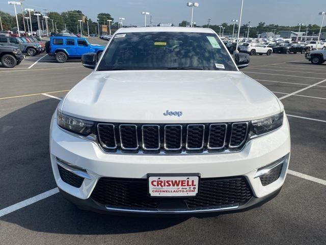 new 2024 Jeep Grand Cherokee car, priced at $56,037