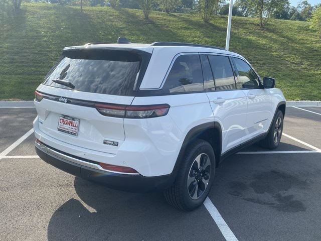 new 2024 Jeep Grand Cherokee car, priced at $56,037
