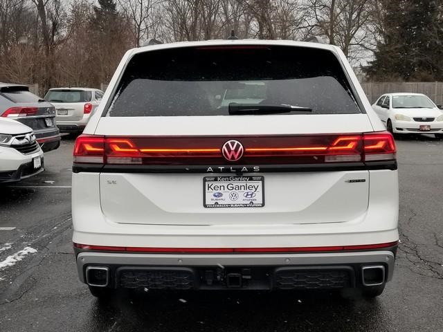 new 2026 Volkswagen Atlas car, priced at $51,828