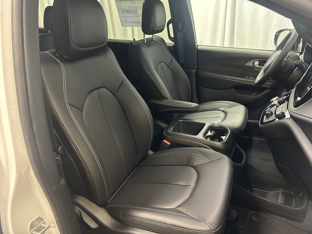 new 2026 Chrysler Pacifica car, priced at $42,940