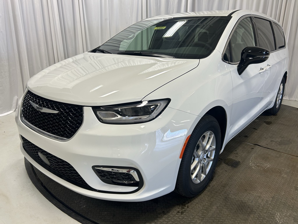 new 2026 Chrysler Pacifica car, priced at $42,940