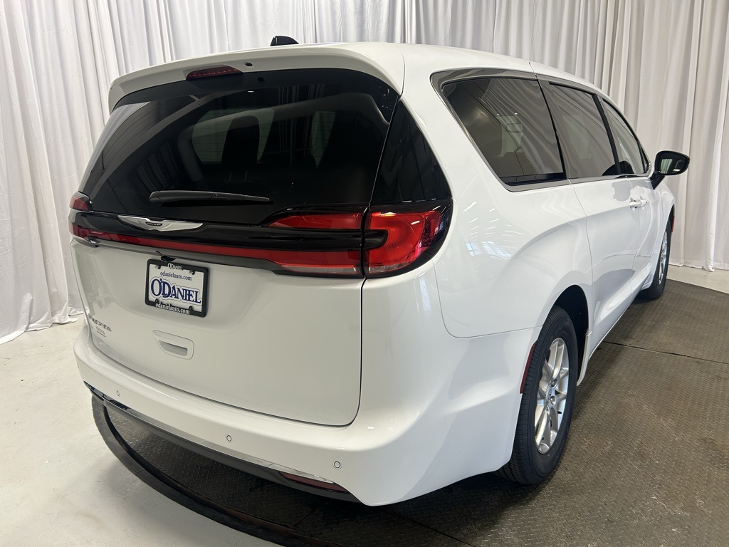 new 2026 Chrysler Pacifica car, priced at $42,940