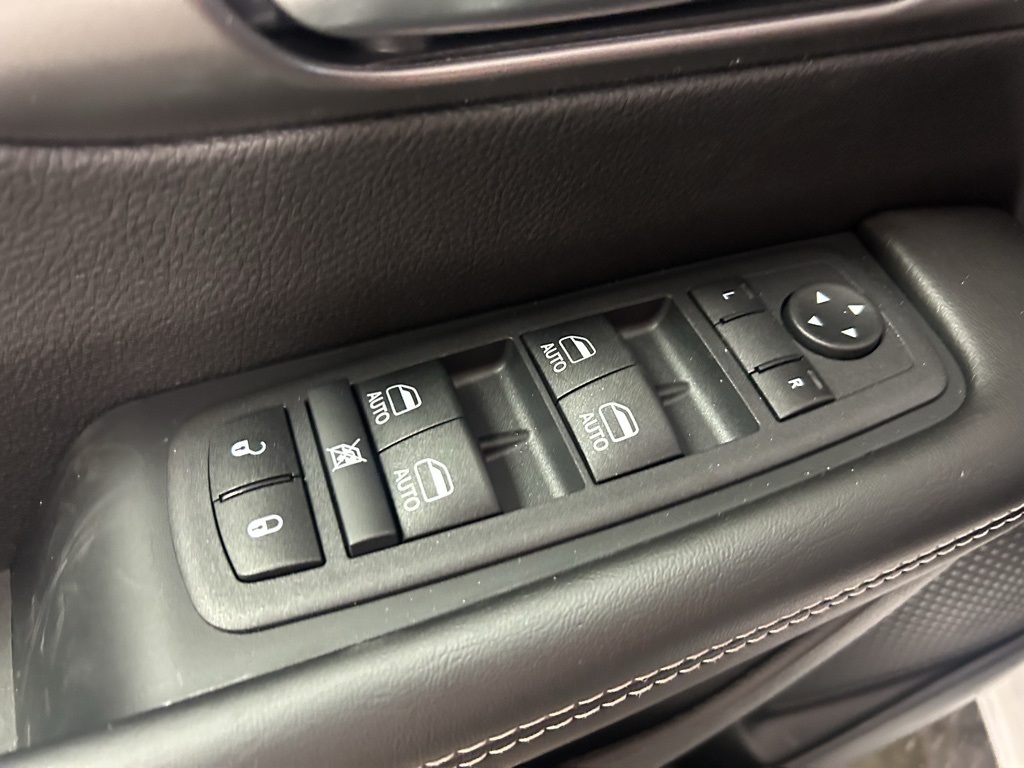 new 2026 Chrysler Pacifica car, priced at $42,940