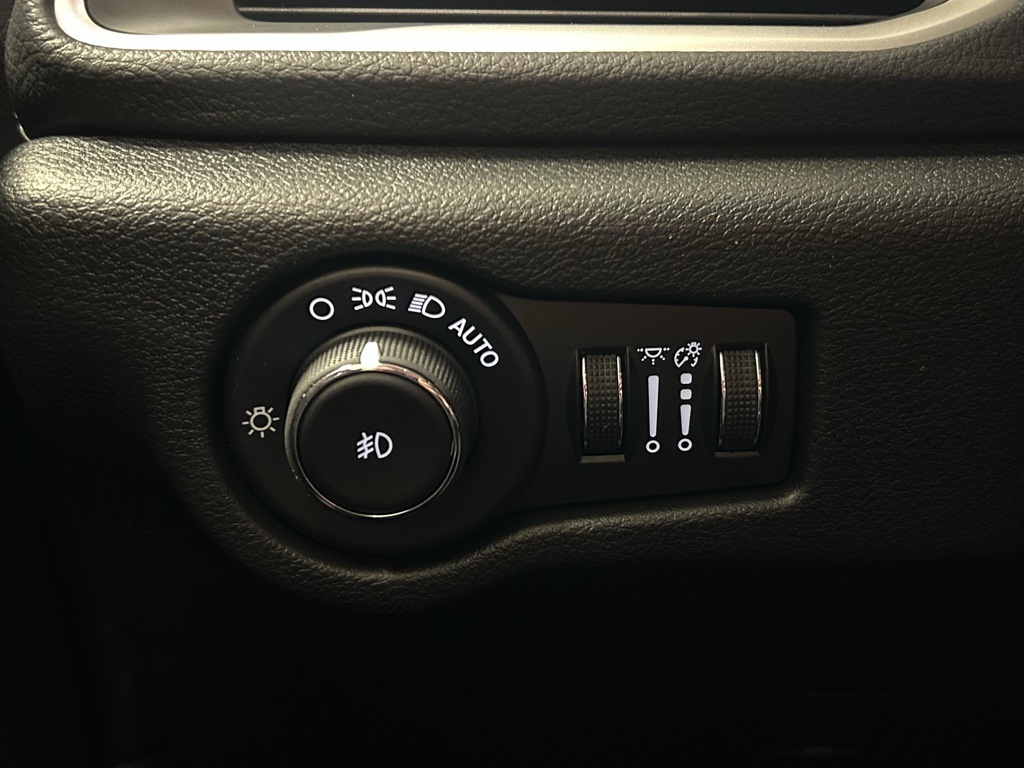 new 2026 Chrysler Pacifica car, priced at $42,940