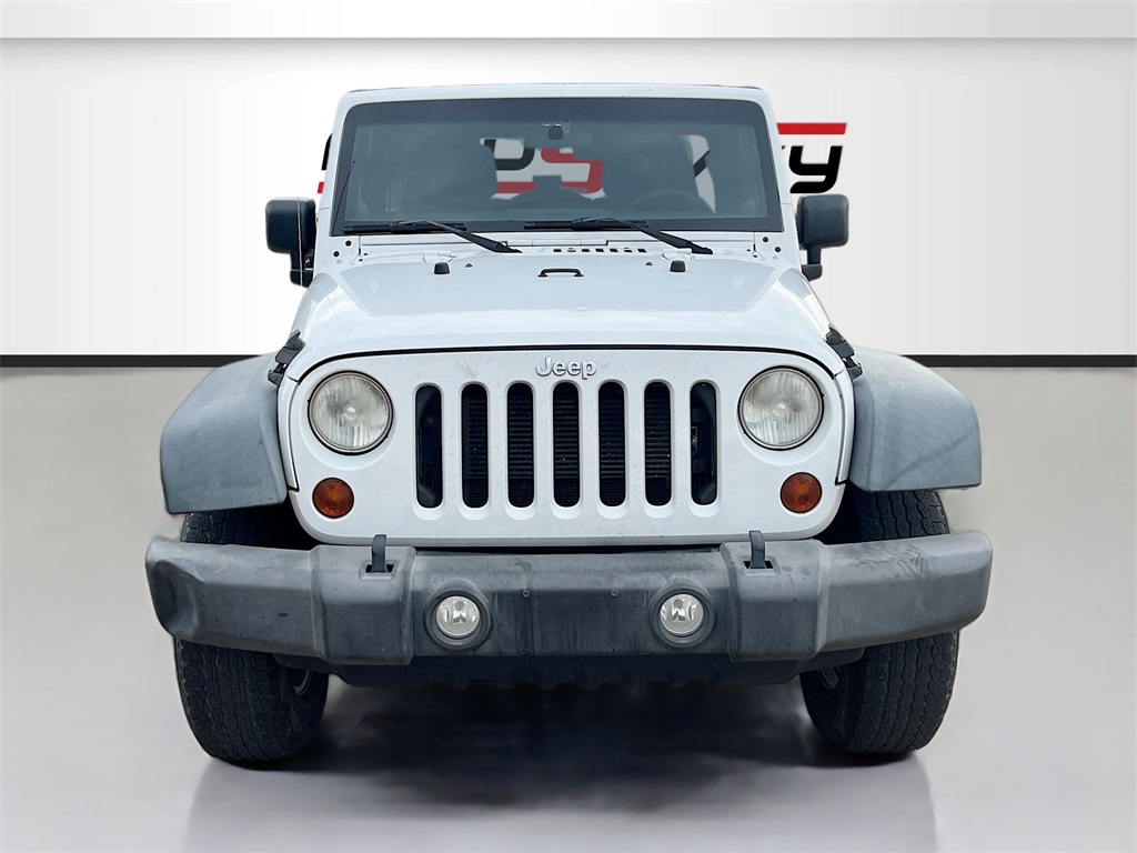 2013 Jeep Wrangler Unlimited Sport photo 2