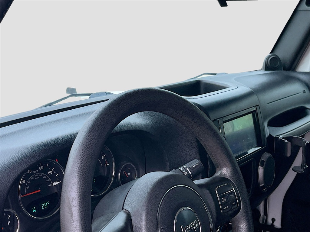 2013 Jeep Wrangler Unlimited Sport photo 9