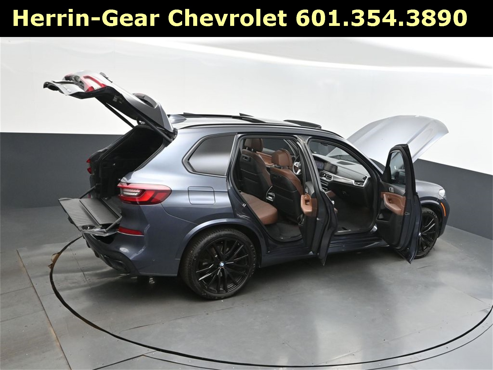 2022 Gray Metallic BMW X5 sDrive40i RWD SUV