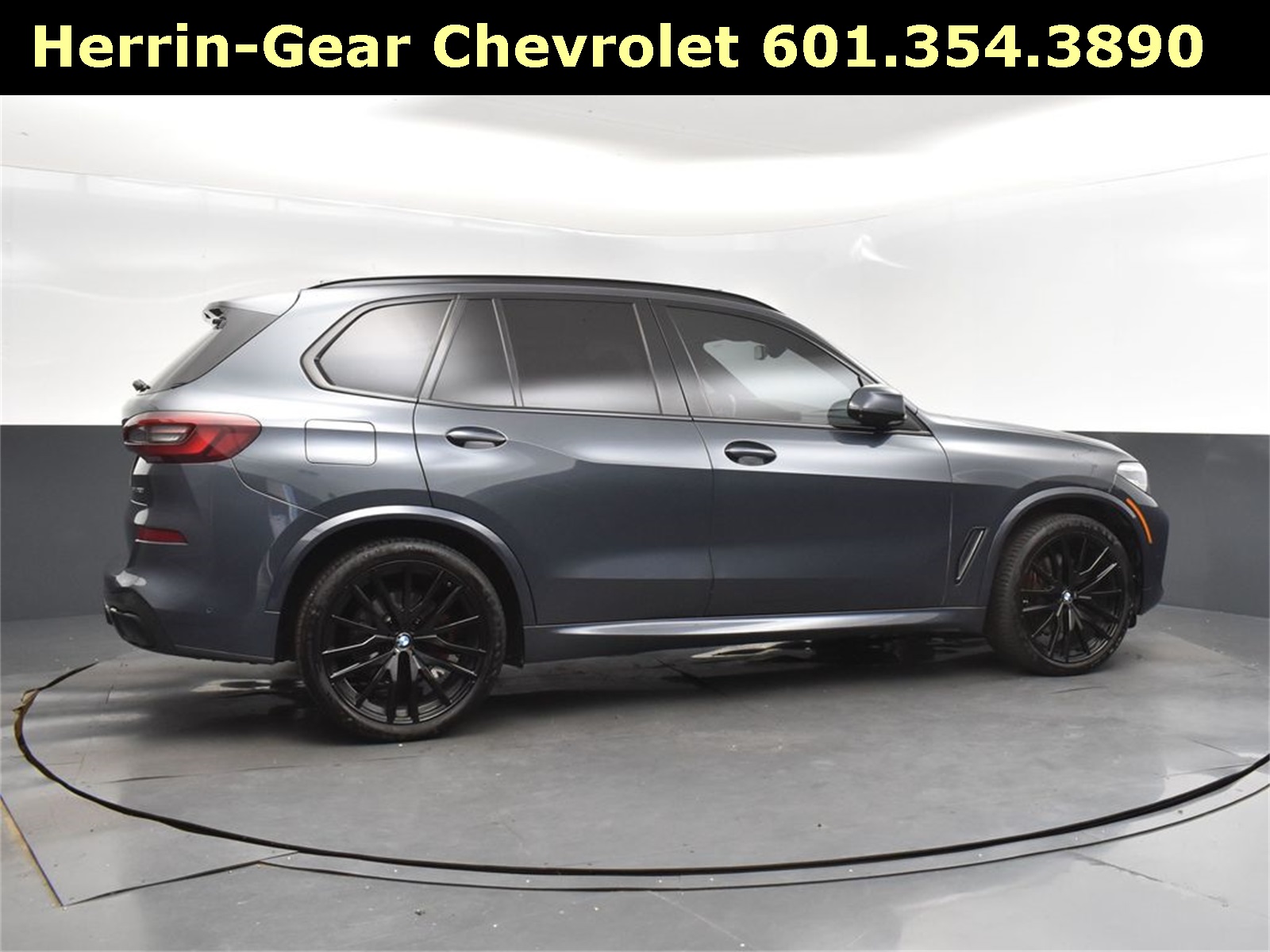 2022 Gray Metallic BMW X5 sDrive40i RWD SUV