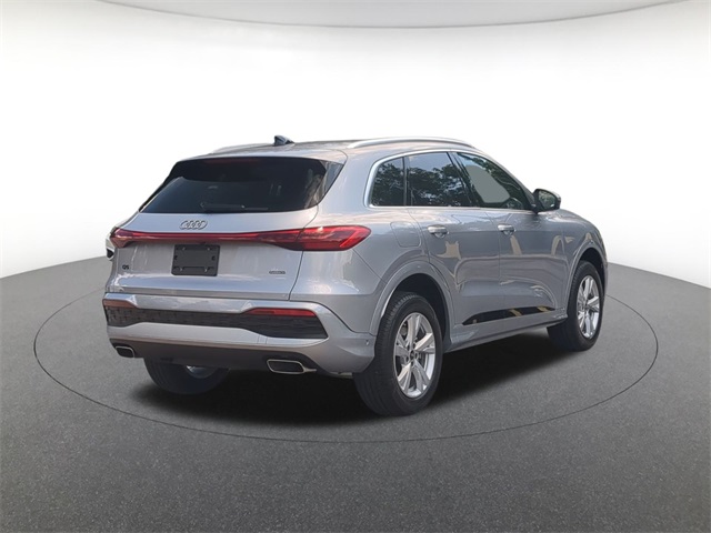 new 2025 Audi Q5 car, priced at $55,735