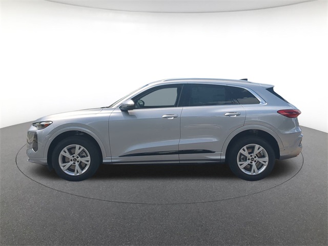 new 2025 Audi Q5 car, priced at $55,735