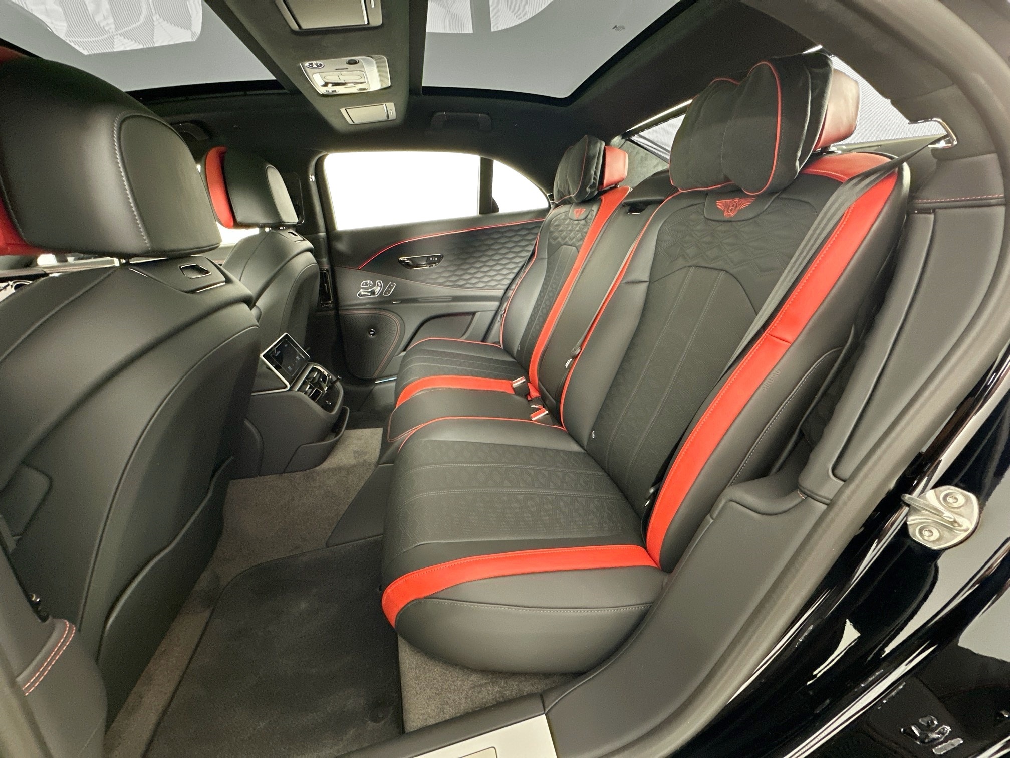 new 2025 Bentley Flying Spur car