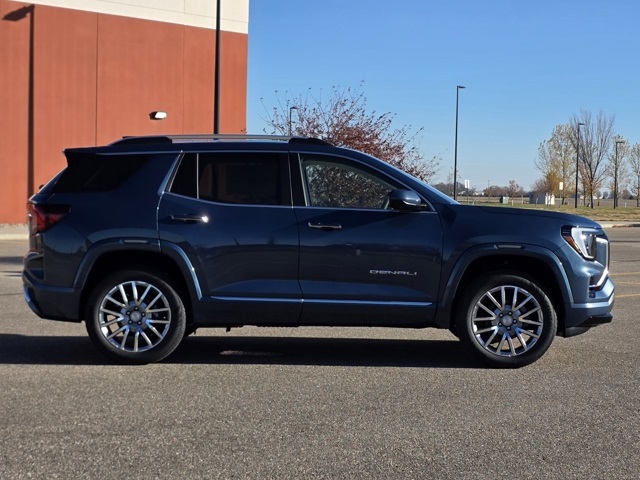 2026 Gmc Terrain Denali photo 2