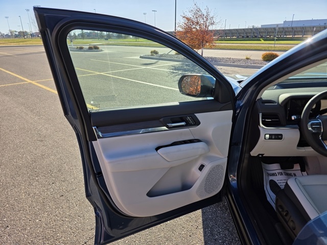 2026 Gmc Terrain Denali photo 4