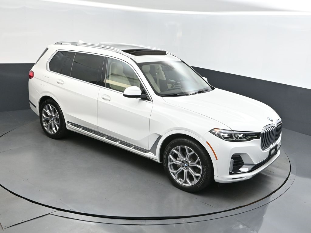 2019 Alpine White BMW X7 xDrive40i SUV