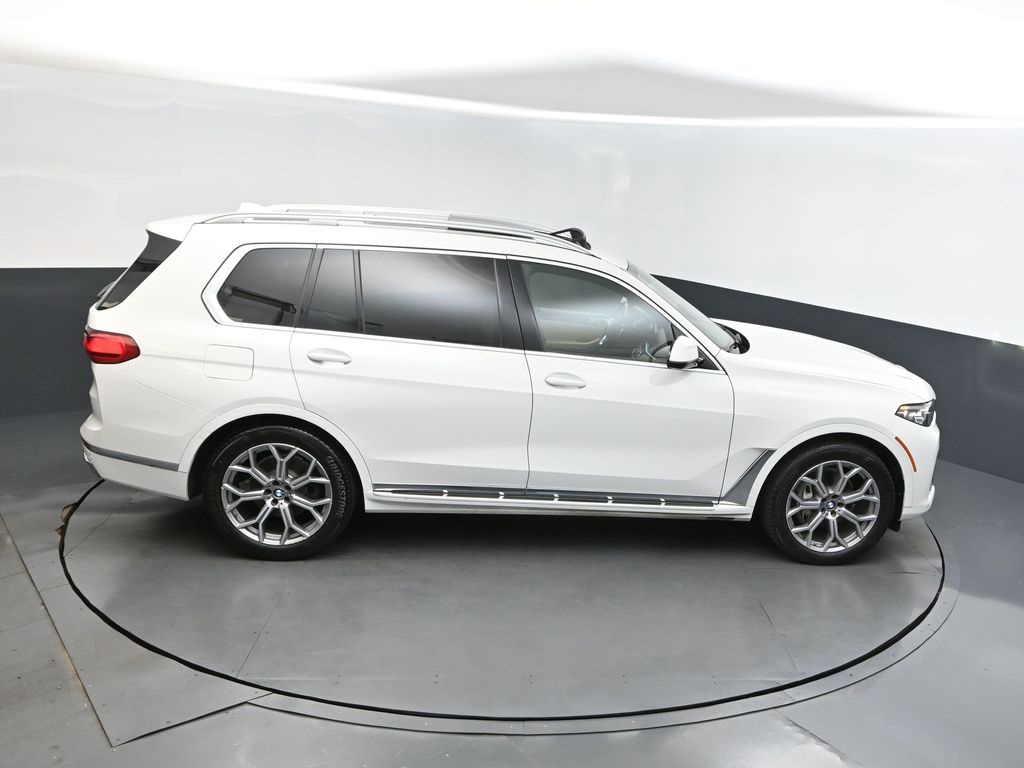 2019 Alpine White BMW X7 xDrive40i AWD SUV