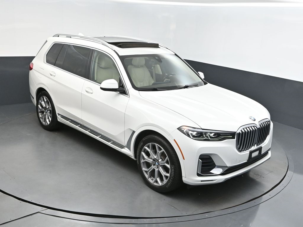 2019 Alpine White BMW X7 xDrive40i AWD SUV