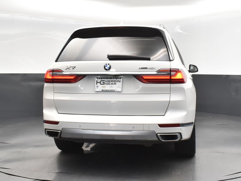 2019 Alpine White BMW X7 xDrive40i AWD SUV