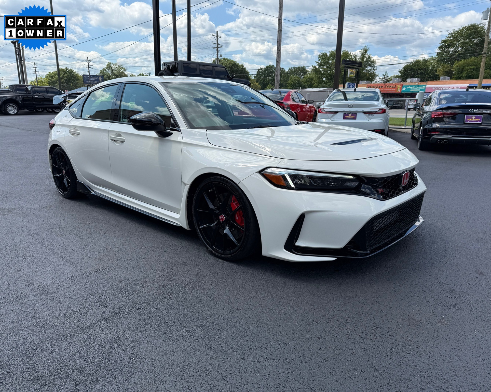 2024 Honda Civic Hatchback Type-R's photo