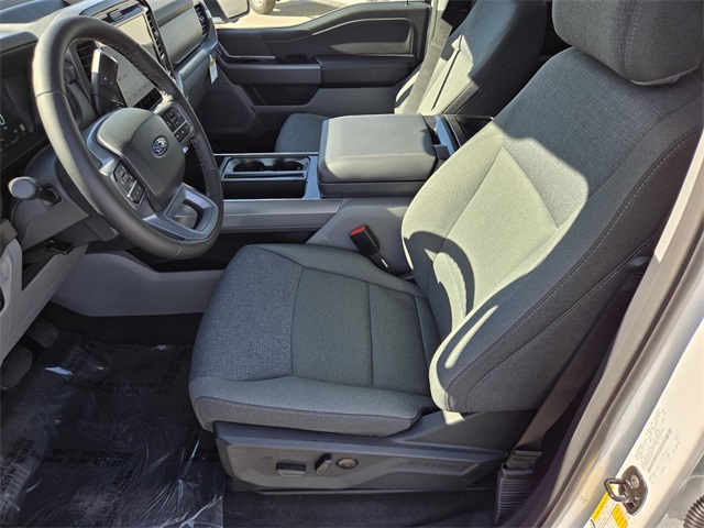 New 2025 Ford F-150 XLT 4D SuperCrew