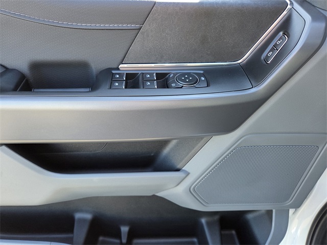 New 2025 Ford F-150 XLT 4D SuperCrew