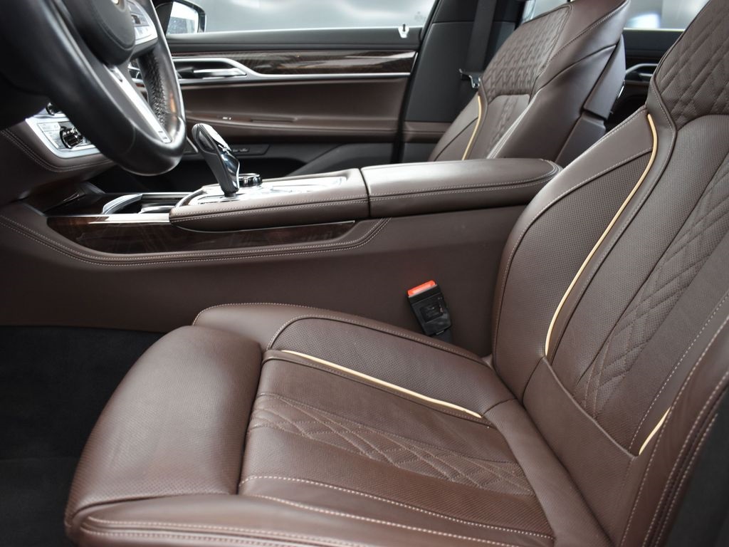 2022 Donington Gray Metallic BMW 7 Series 740i RWD Sedan