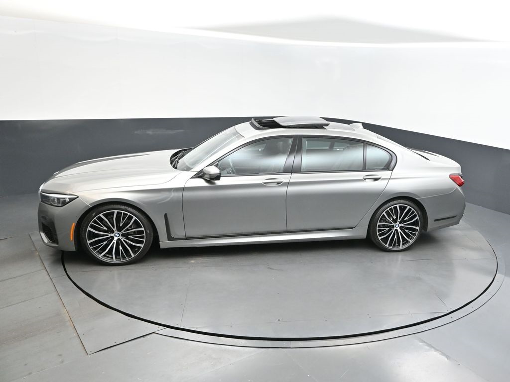 2022 Donington Gray Metallic BMW 7 Series 740i RWD Sedan
