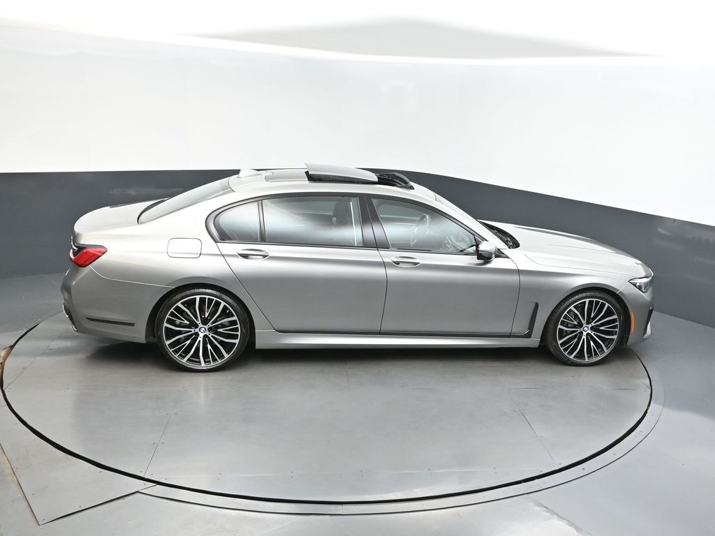 2022 Donington Gray Metallic BMW 7 Series 740i RWD Sedan