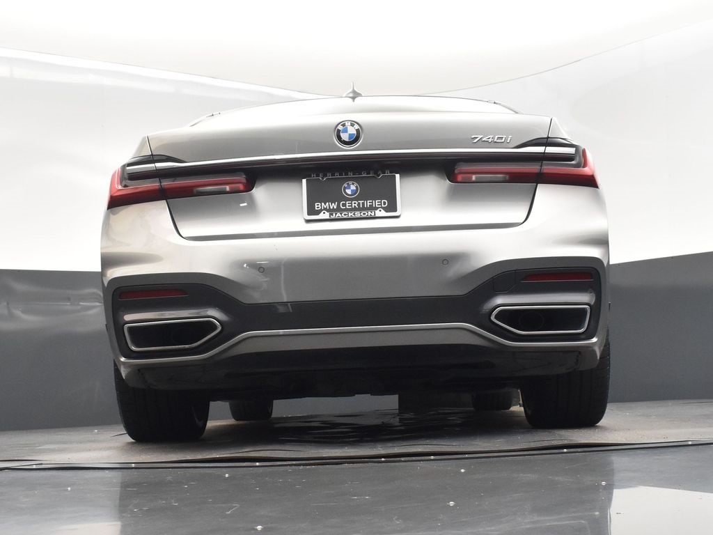 2022 Donington Gray Metallic BMW 7 Series 740i RWD Sedan