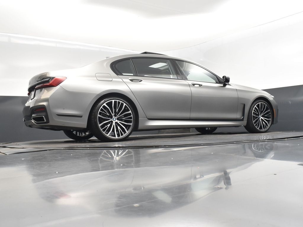 2022 Donington Gray Metallic BMW 7 Series 740i RWD Sedan