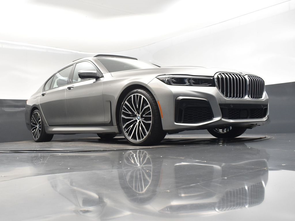 2022 Donington Gray Metallic BMW 7 Series 740i RWD Sedan