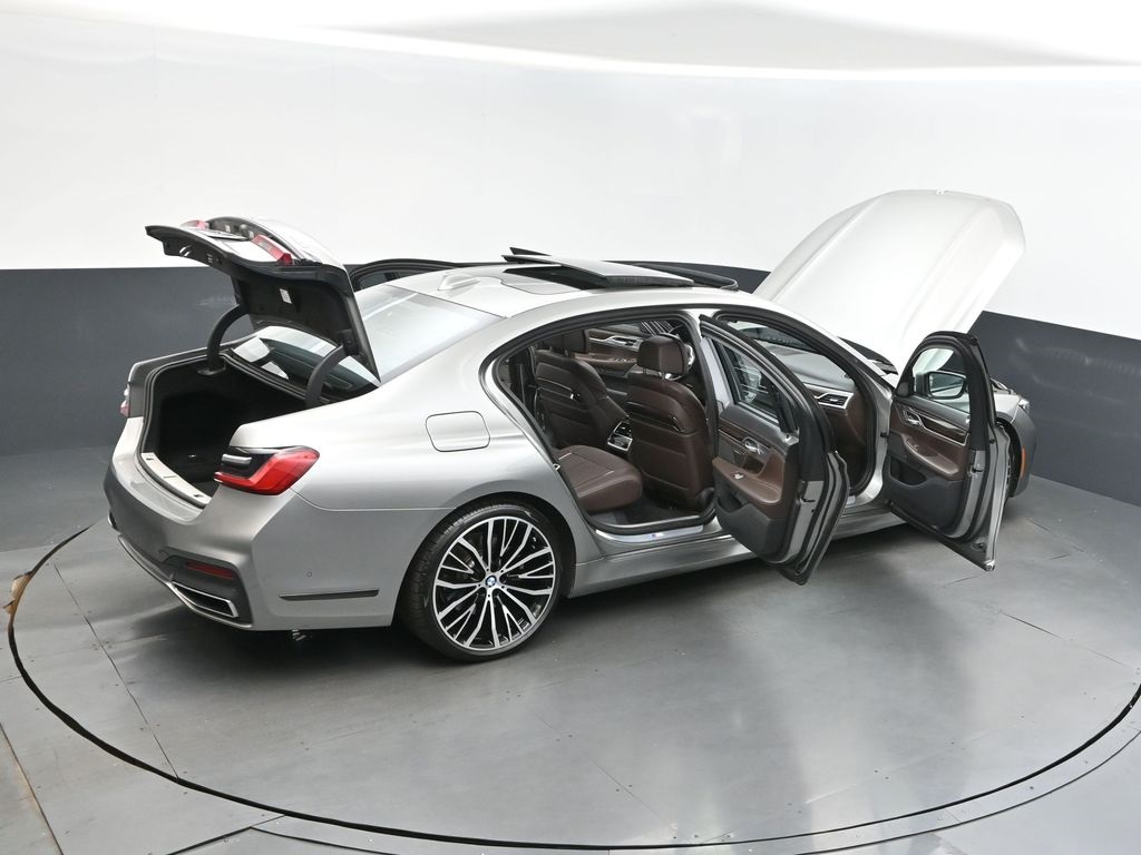 2022 Donington Gray Metallic BMW 7 Series 740i RWD Sedan