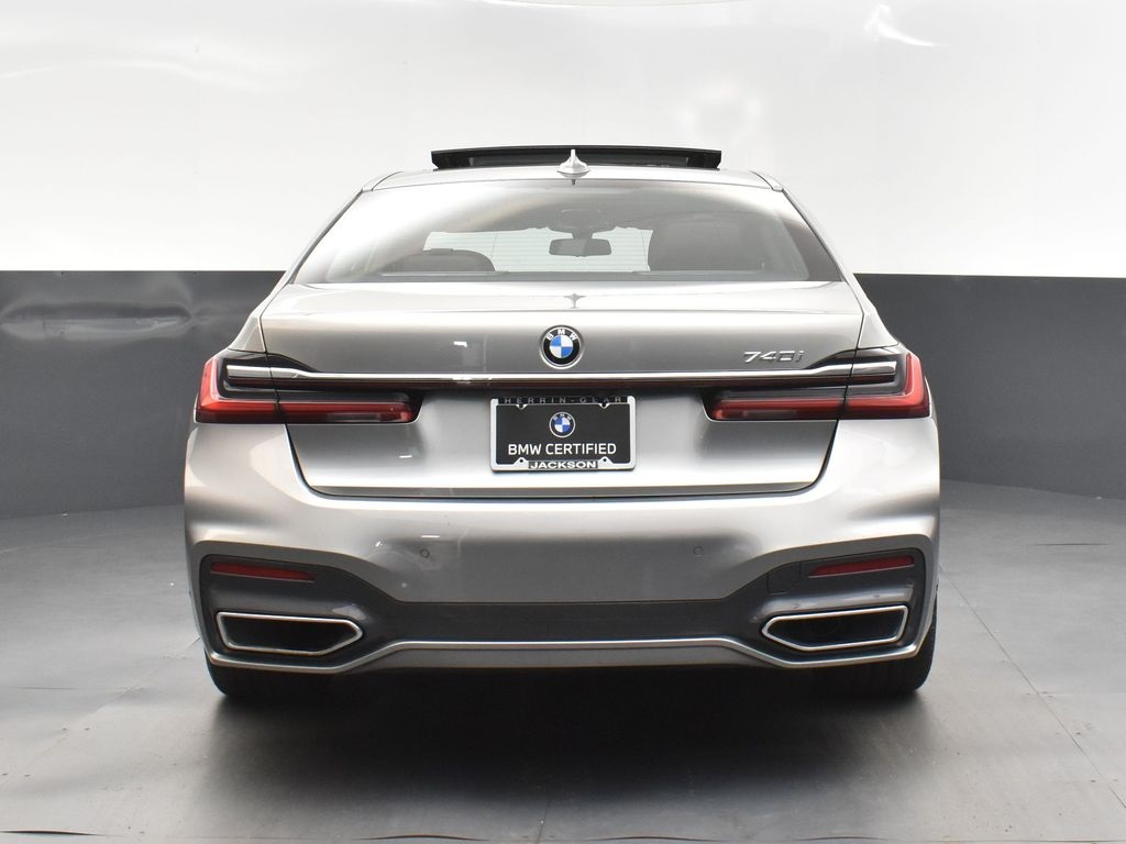 2022 Donington Gray Metallic BMW 7 Series 740i RWD Sedan