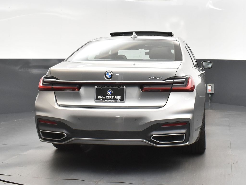 2022 Donington Gray Metallic BMW 7 Series 740i RWD Sedan