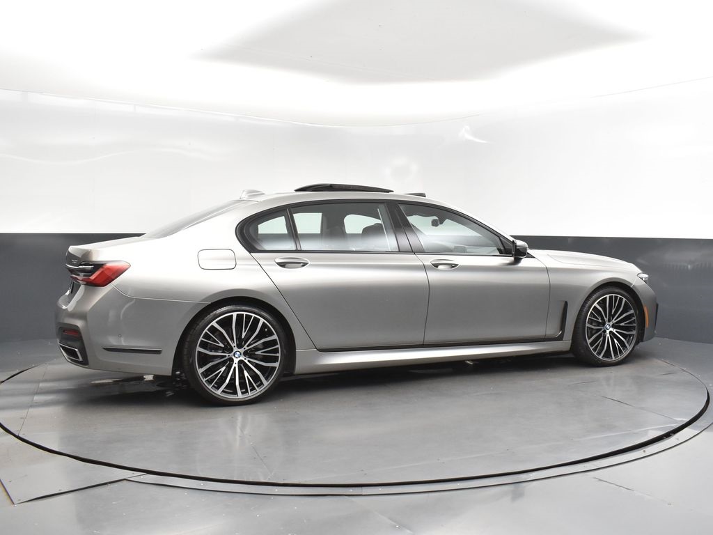 2022 Donington Gray Metallic BMW 7 Series 740i RWD Sedan