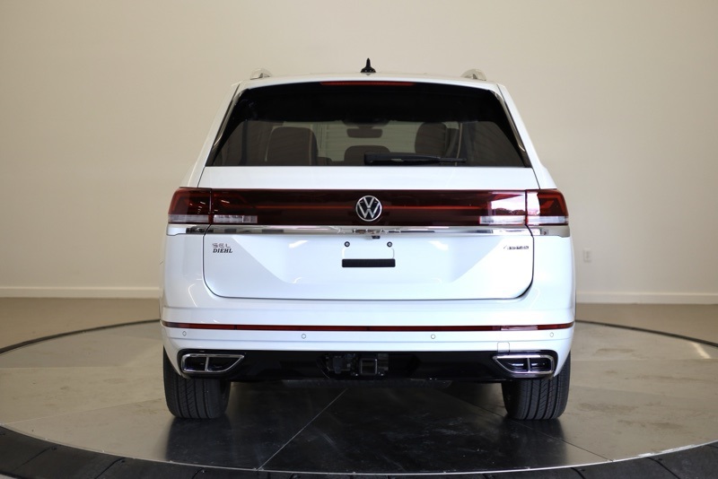 2026 Volkswagen Atlas SEL Premium R-Line photo 3