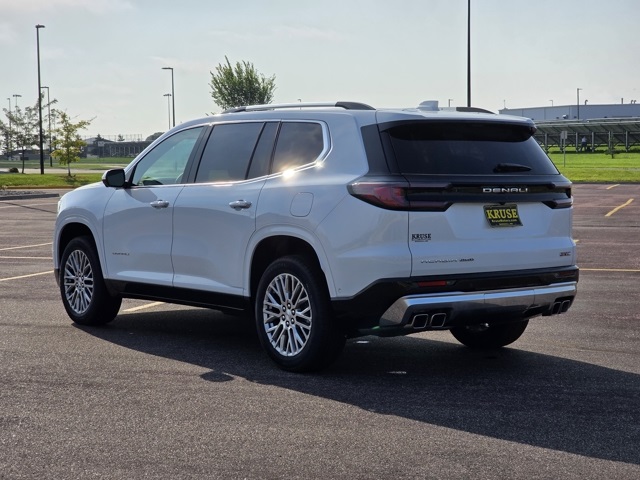 2025 GMC Acadia Denali