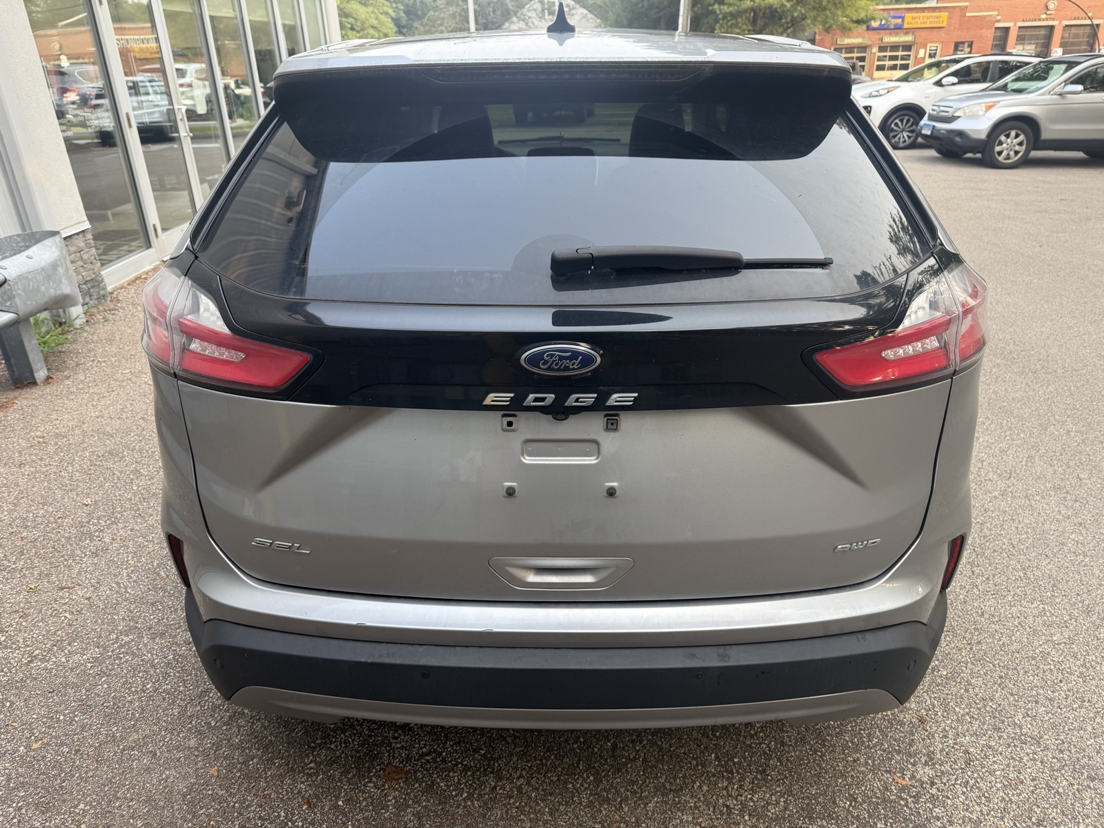 2022 Iconic Silver Metallic Ford Edge SEL AWD SUV