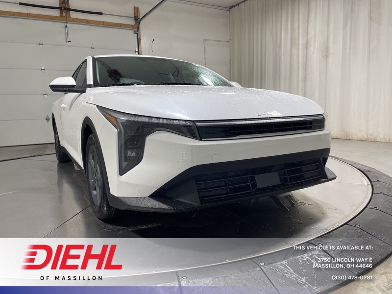 2026 Kia K4 LXS's photo