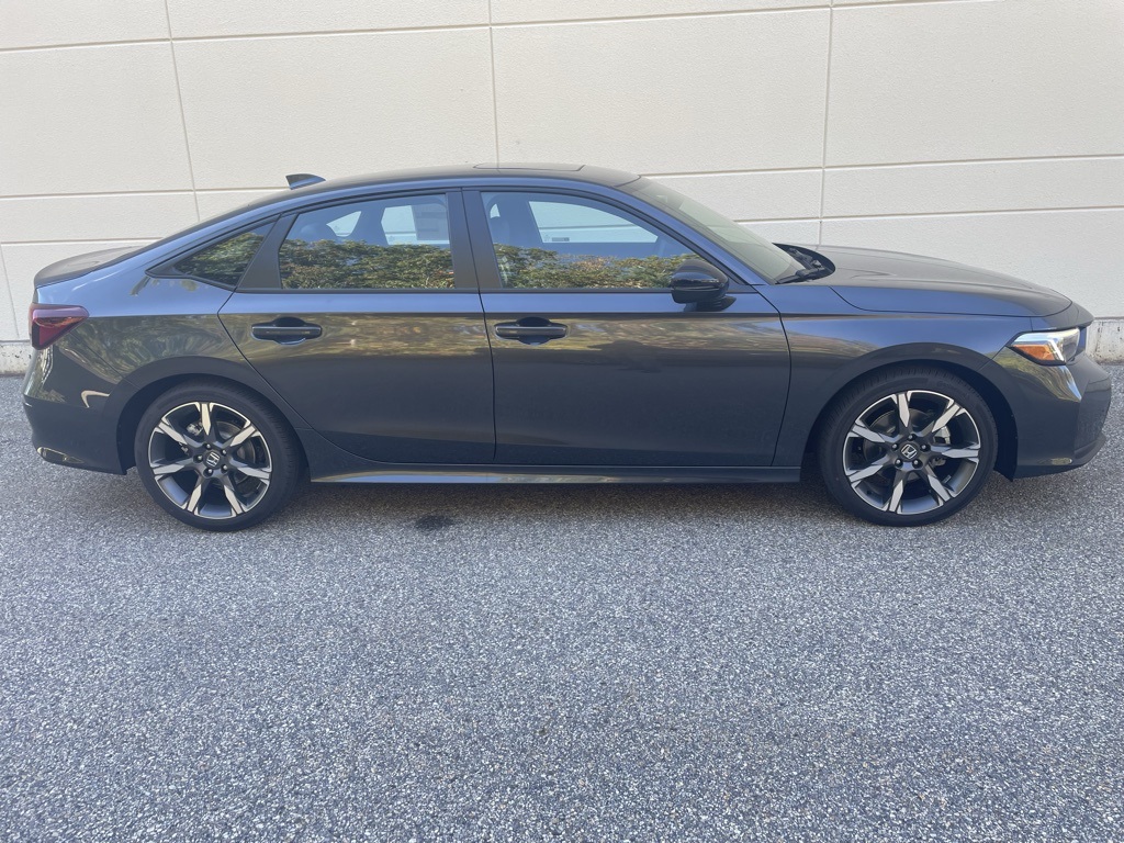 2026 Honda Civic Sport Touring photo 3
