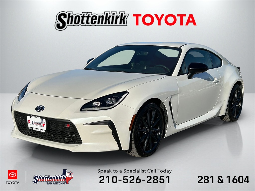 2022 Toyota GR86 Premium's photo