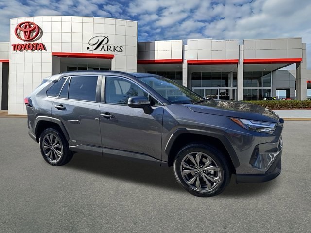 2023 Toyota RAV4 XLE Premium's photo