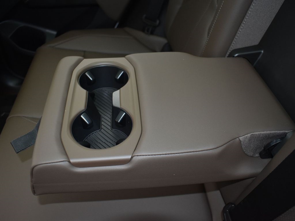 2025 Mineral White Metallic BMW X3 30 xDrive AWD SUV