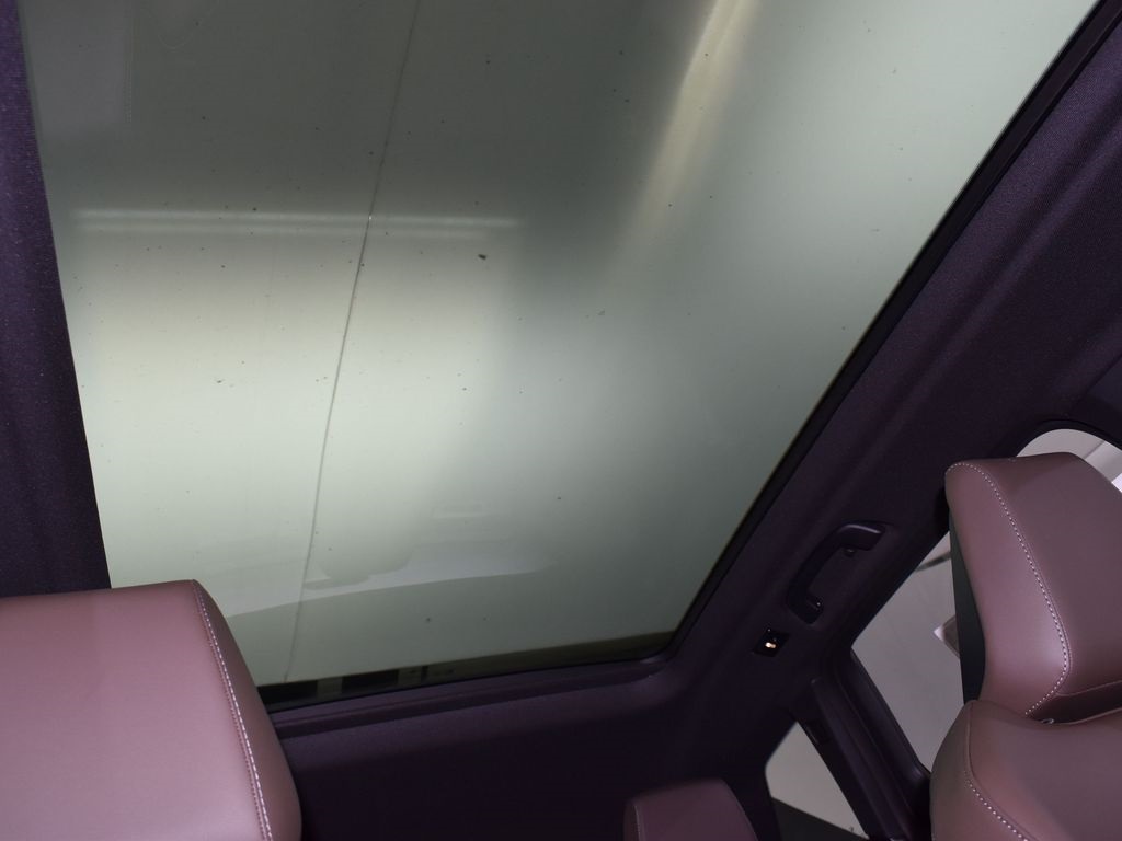 2025 Mineral White Metallic BMW X3 30 xDrive AWD SUV