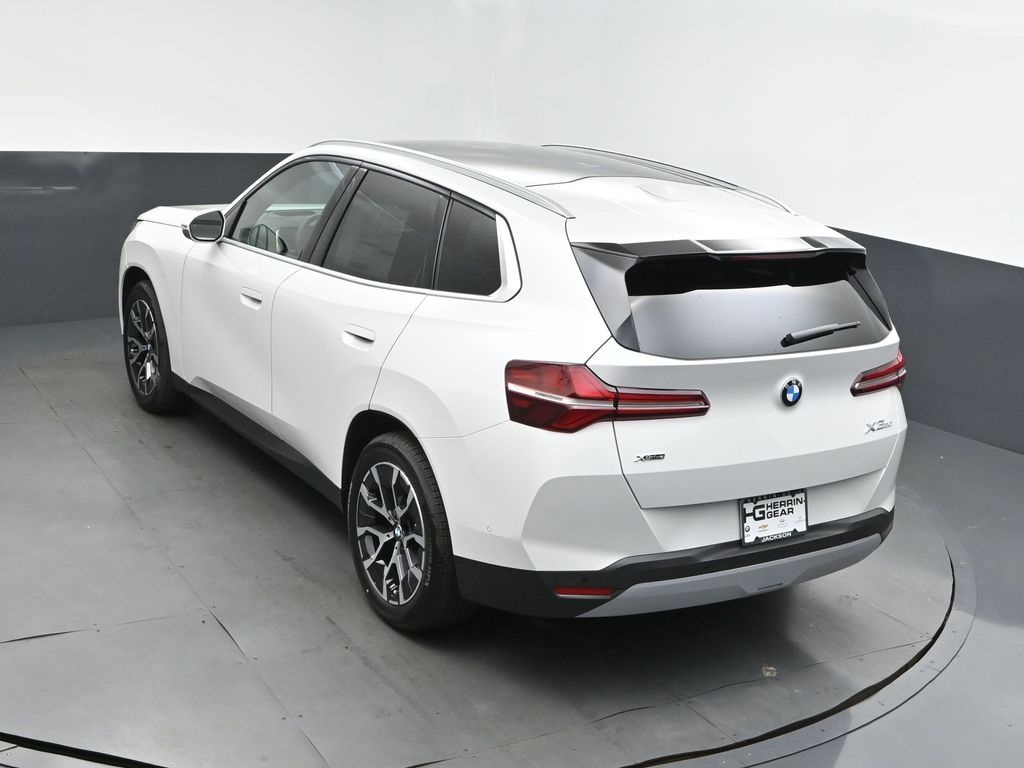 2025 Mineral White Metallic BMW X3 30 xDrive AWD SUV