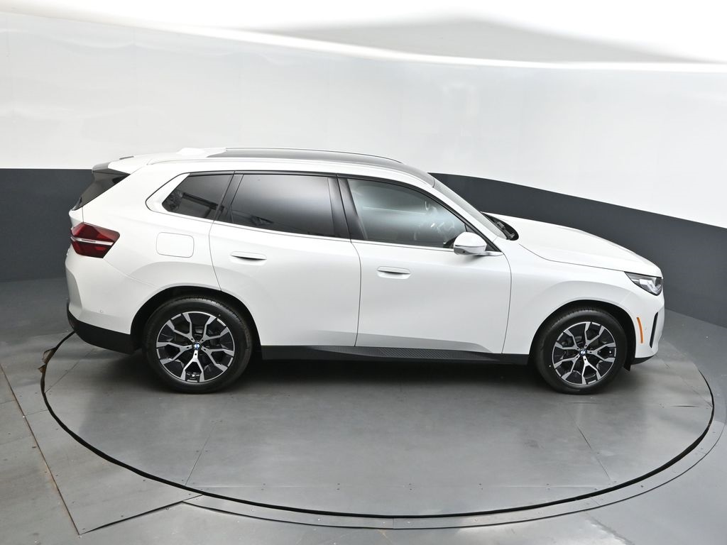 2025 Mineral White Metallic BMW X3 30 xDrive AWD SUV